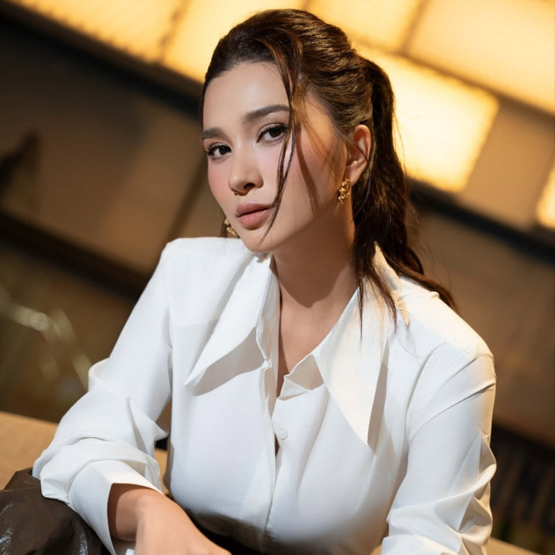 Check Outfit - NSƯT Kim Tuyến: Vẻ đẹp không chỉ nằm ở bề ngoài