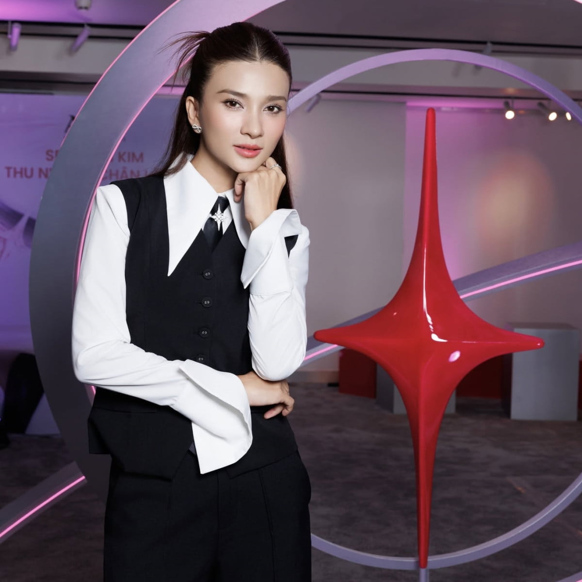 Làn da căng bóng của NSƯT Kim Tuyến là nhờ đâu?
