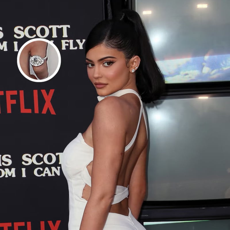 Kylie Jenner đeo viên kim cương 1 triệu USD ở ngón út, giới mộ điệu lập tức chú ý