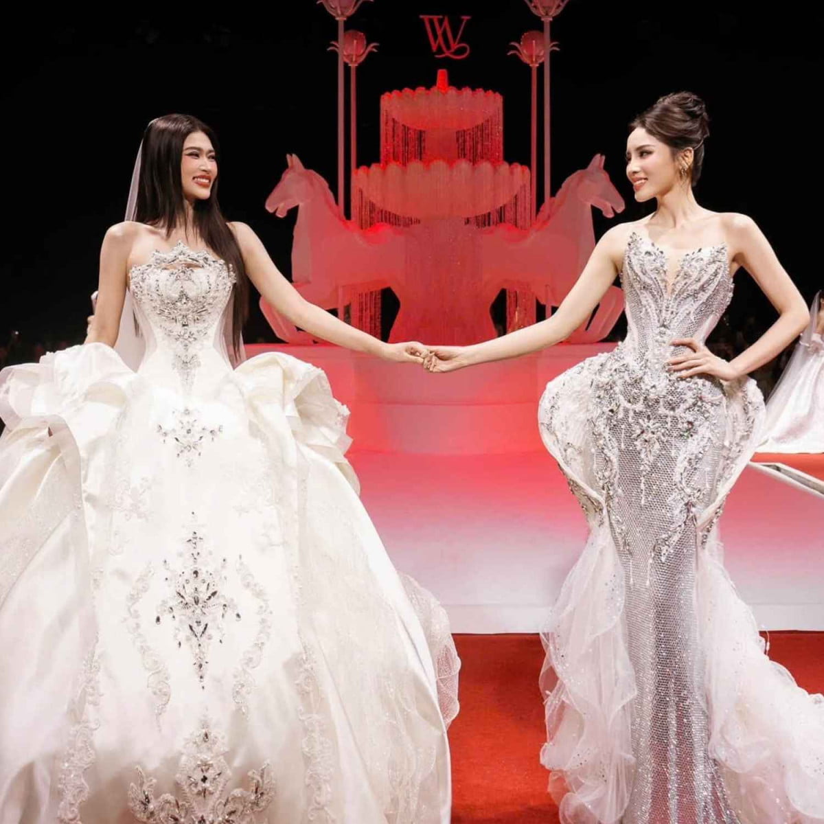 Kỳ Duyên - Thiên Ân đẹp đôi trong những khung hình váy cưới