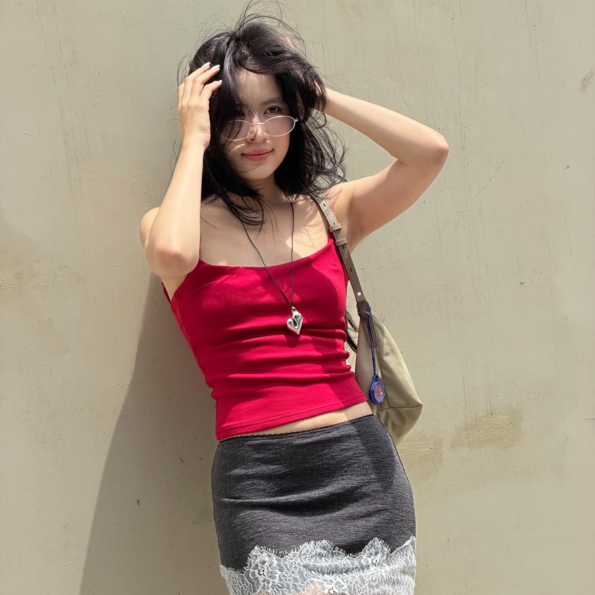 Hoàng Thùy Linh dạo này mặc gì cũng chuẩn trend