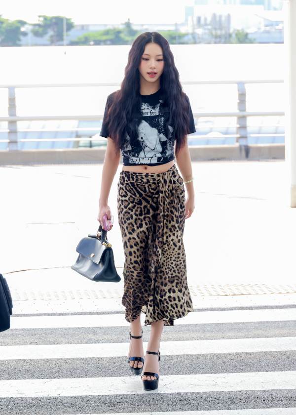 DampG-beautyChaeyoung-in-DGB-Fresh-Look-8