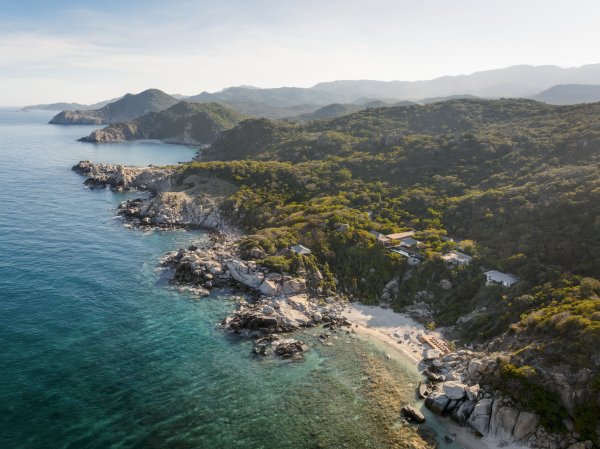 AmanoiAmanoi-Vietnam---Amanoi-Ocean-Pool-Residence-Aerial-View-2