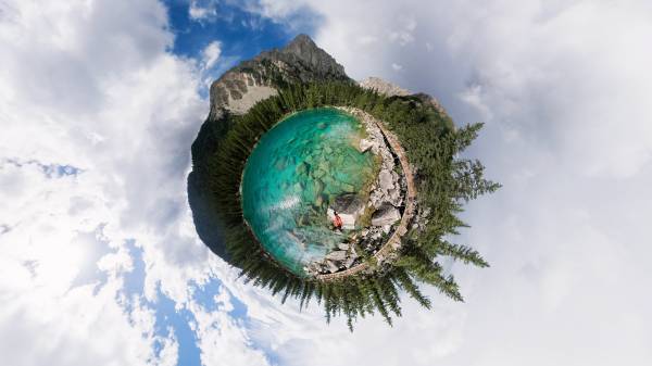 insta360-x6X6-Outdoors-Shot-on-1