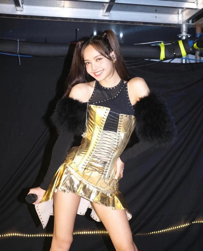 lisaHinh-anh-106