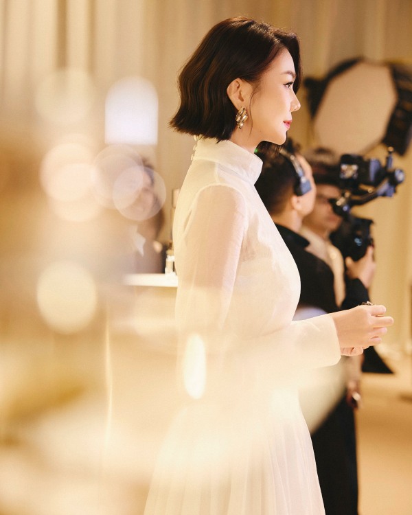 thanh-hang-event-1E6A5543